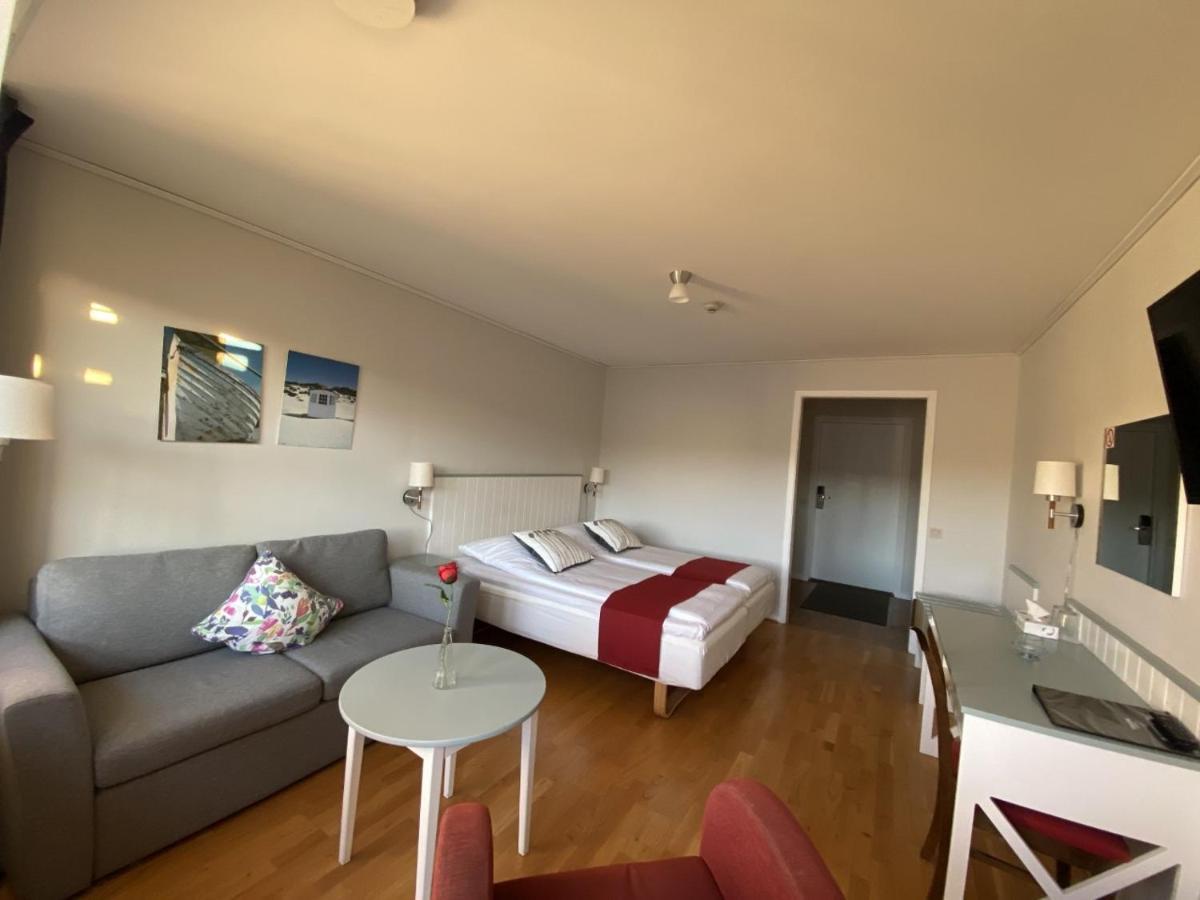 Nordby Hotell Lervik ภายนอก รูปภาพ