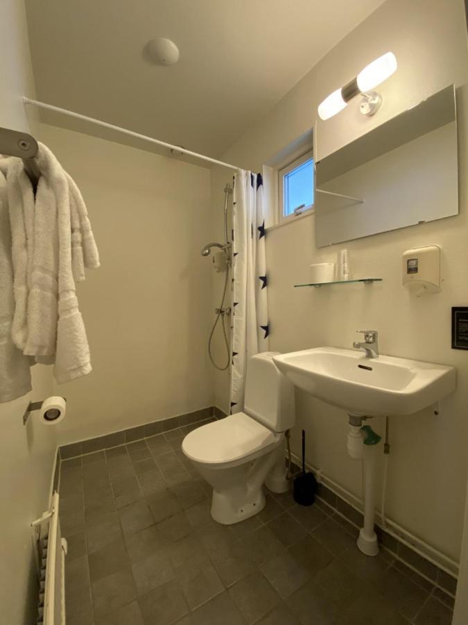 Nordby Hotell Lervik ภายนอก รูปภาพ