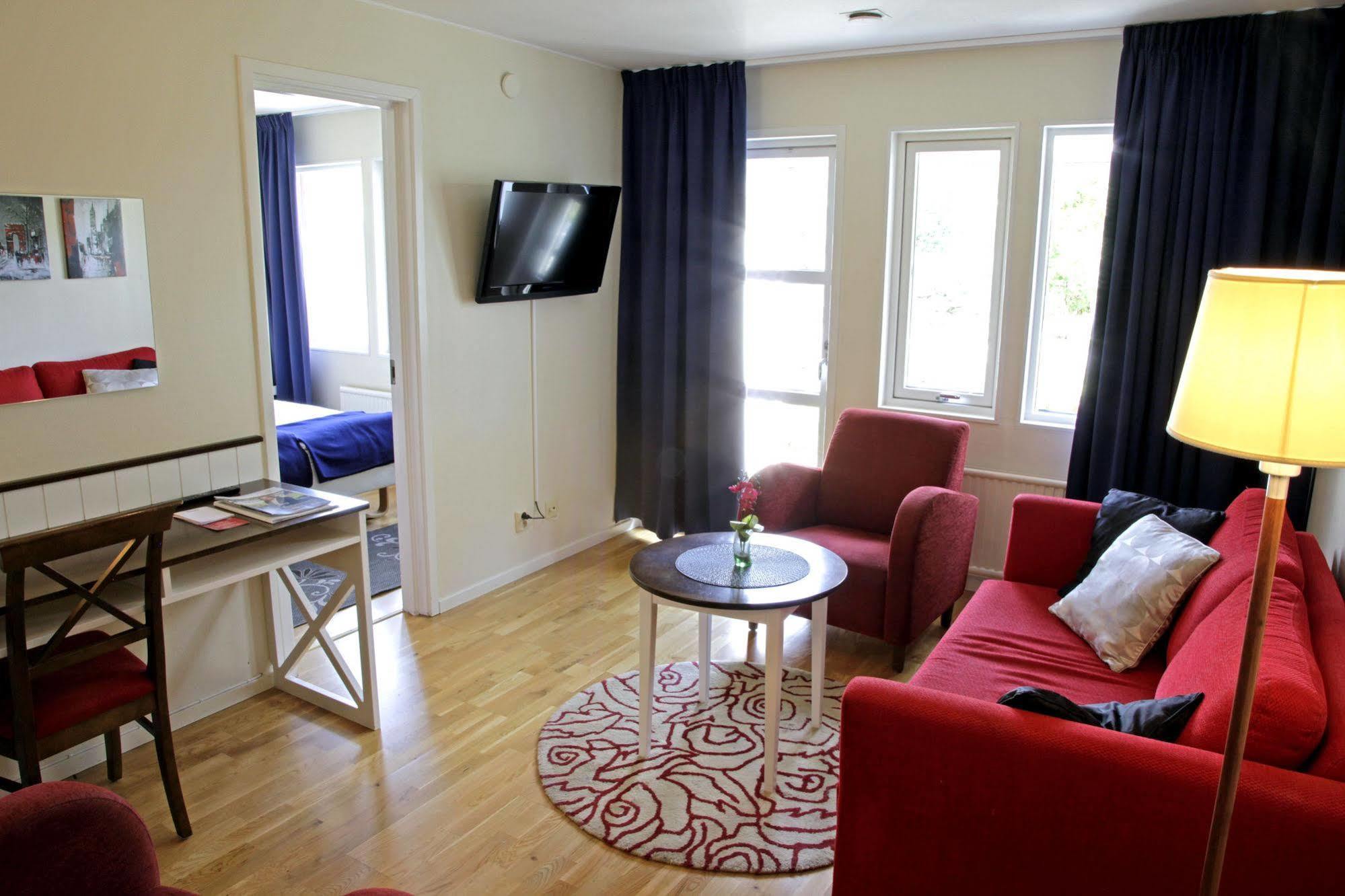 Nordby Hotell Lervik ภายนอก รูปภาพ
